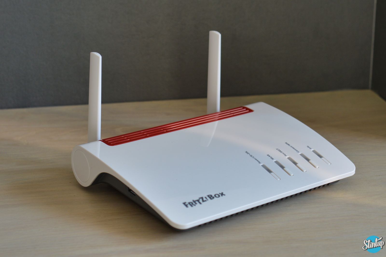 FRITZ!Box 6890 LTE
