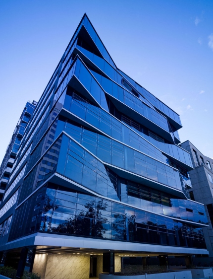 Work Studio 505 - Download Beautiful Dark Wallpaper | 8K