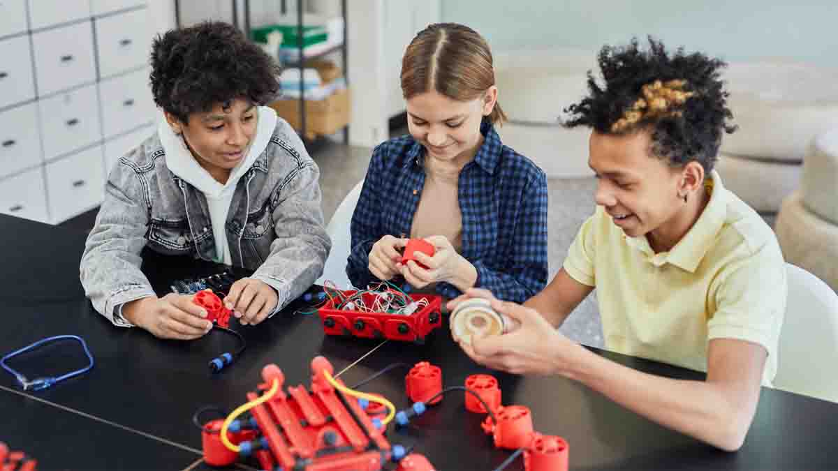 Active learning techniques: Fostering engagement and collaboration.