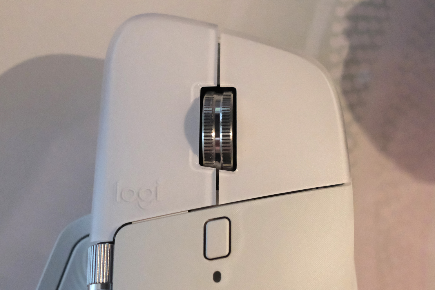 Logitech MX Master 4 scroll wheel