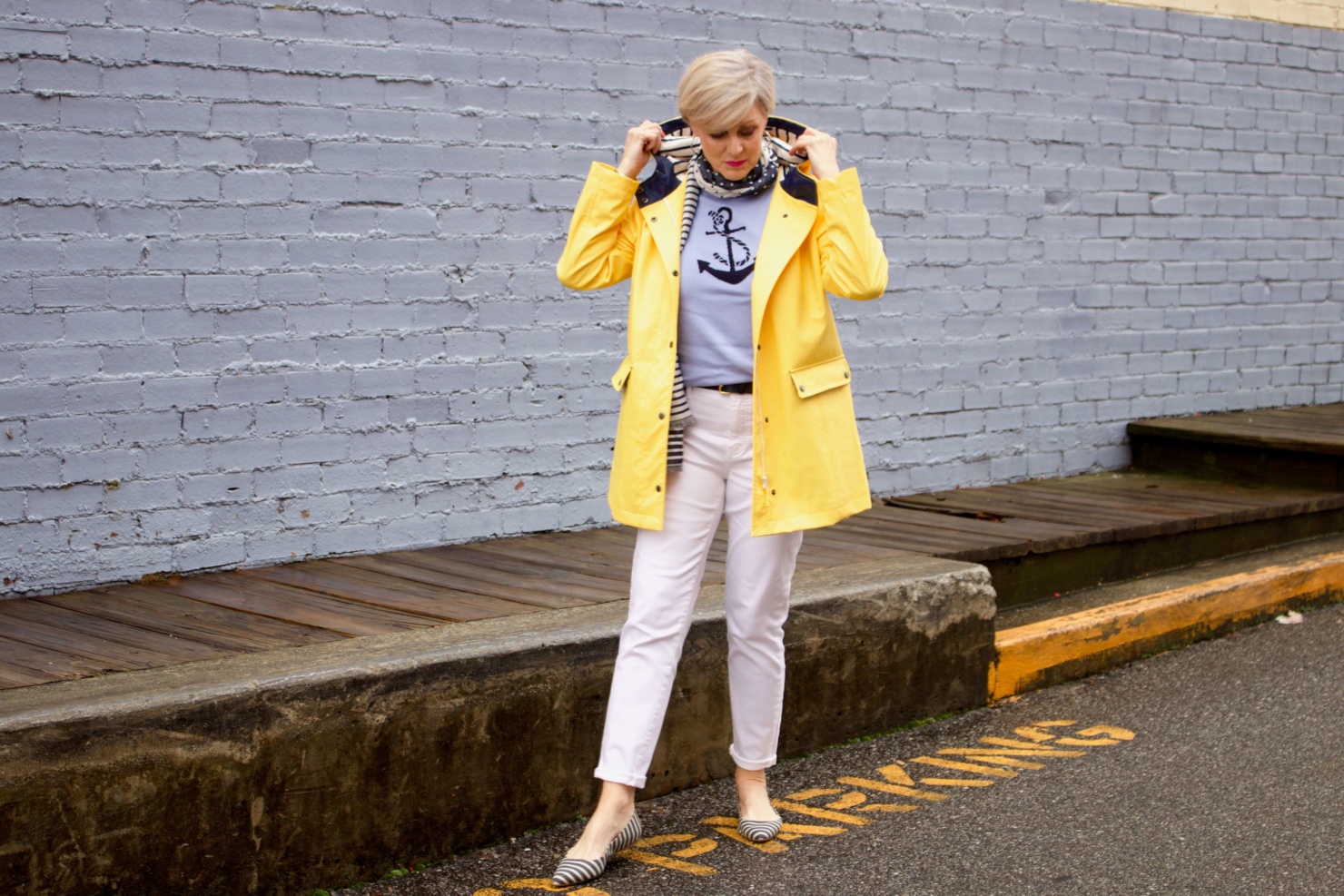 outfits with yellow coat