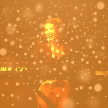 Thumbnail for Episode 2003: Tracks 6-7 – Rockin’ the Holidays