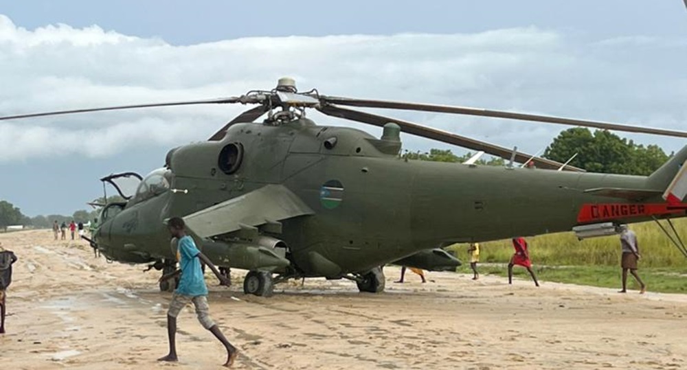 SSPDF chopper lands in Bor town, Jonglei State, on October 20, 2024. [Photo by Sudans Post]
