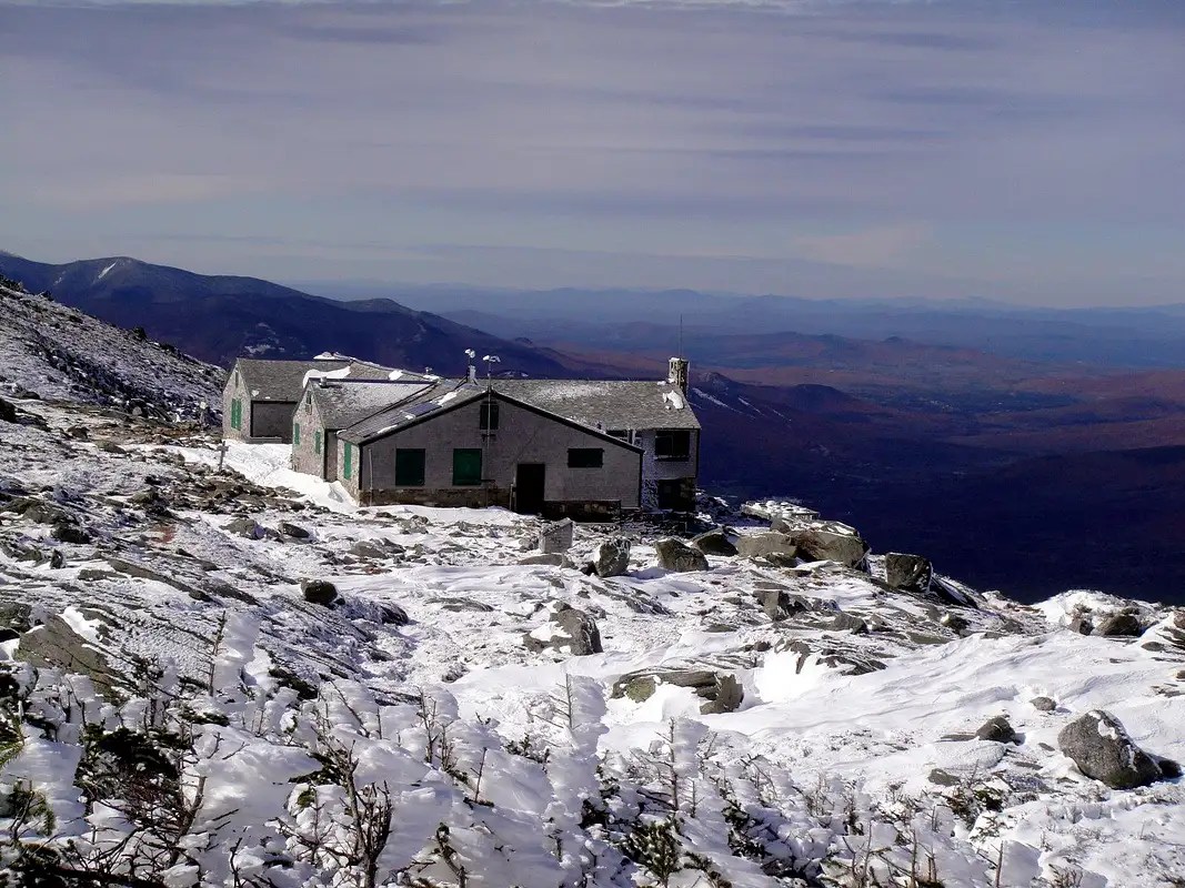 Mt Washington Lake of The Clouds Hut Photos, Diagrams & Topos