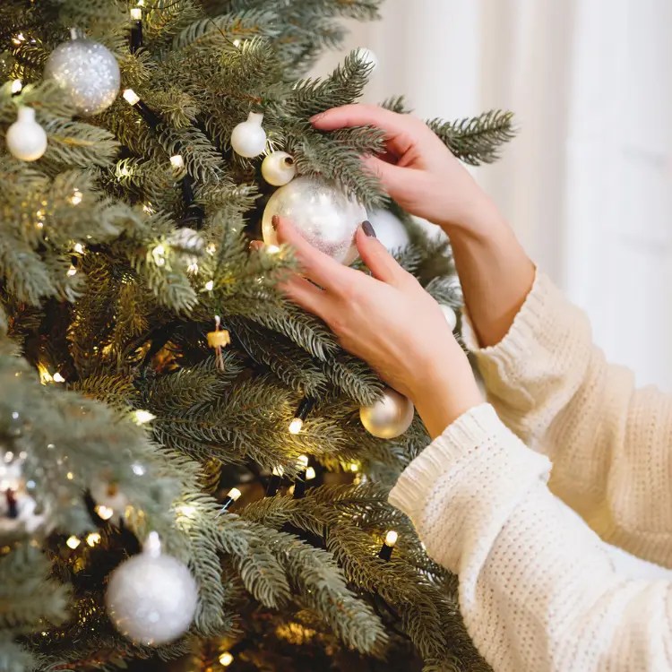 how to make your new year resolutions stick
