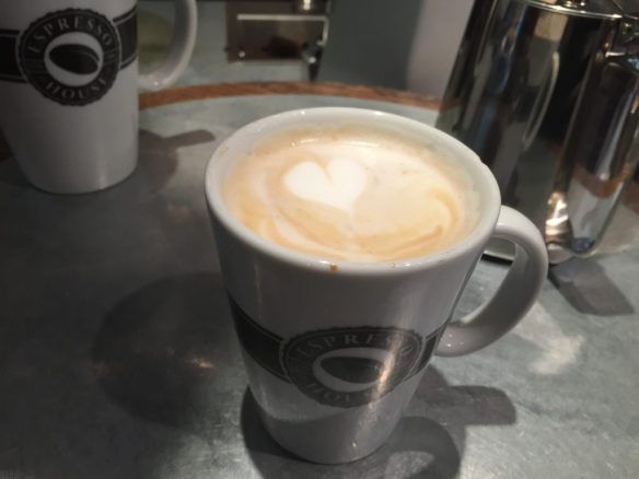 Världens första fettkaffe tillverkad på Espresso House i Mall of Scandinavia, Solna