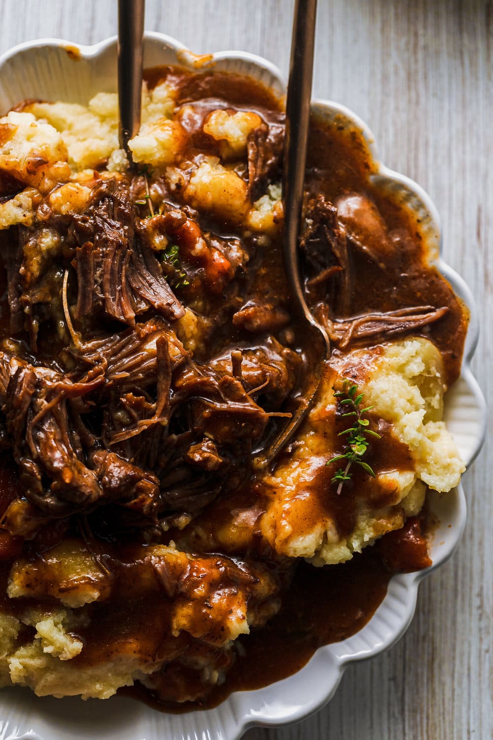 https://i0.wp.com/www.sweetteaandthyme.com/wp-content/uploads/2019/10/beef-bourguignon-overhead-hero.jpg?fit=1000%2C1500&ssl=1