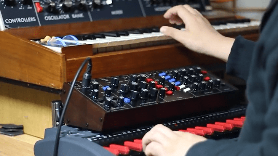 Behringer Model D Analog Synthesizer Sweetwater