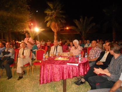 سيدي قاسم : أسرة التعليم تكرم النائب الاقليمي لوزارة التربية الوطنية بمناسبة إحالته على التقاعد