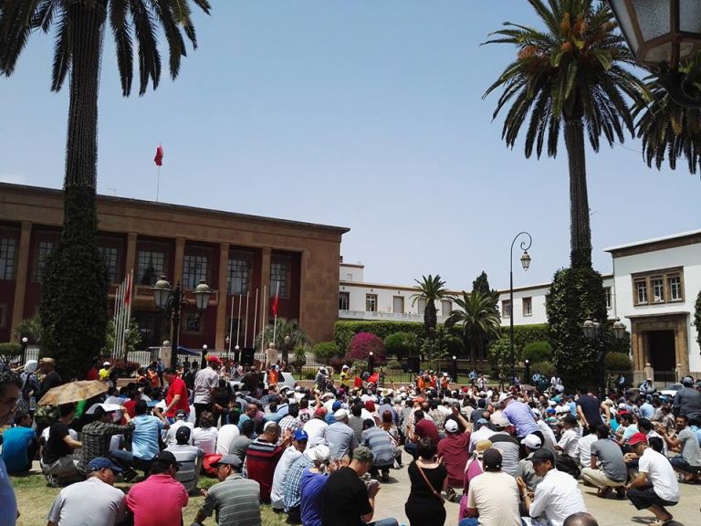 نقابة أخرى تنضم لإسقاط قوانين التقاعد