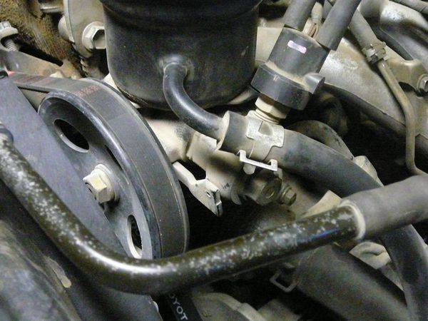 Toyota Taa How To Bleed Air Out Of Power Steering Pump Yotatech ShopDealer Price 66589 - 99328.