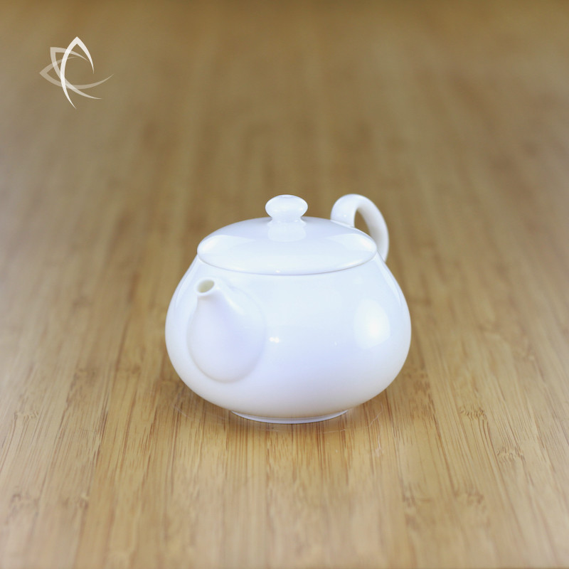 Manzu Gongfu Porcelain Teapot, 100 ml - Taiwan Tea Crafts