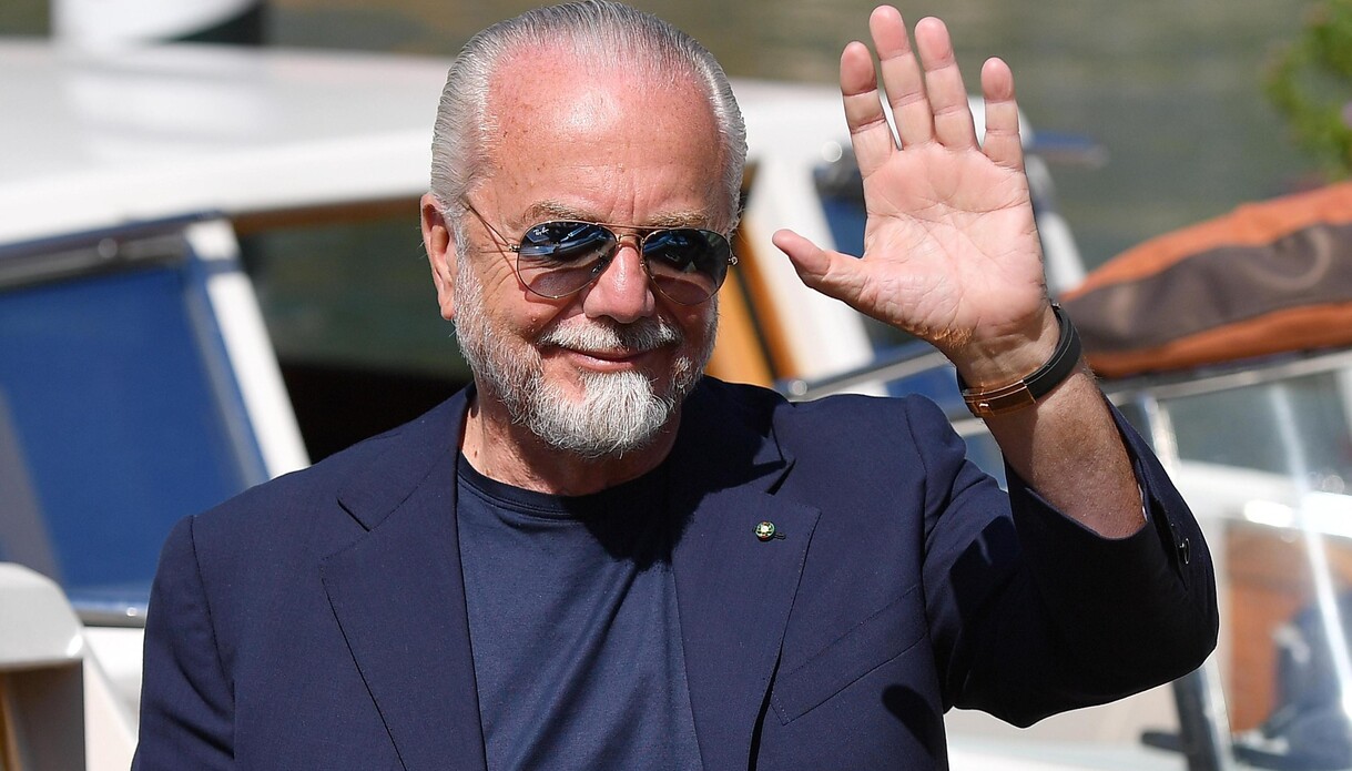 Napoli, il mea culpa di De Laurentiis, la ricostruzione con Conte e l’annuncio sul Maradona