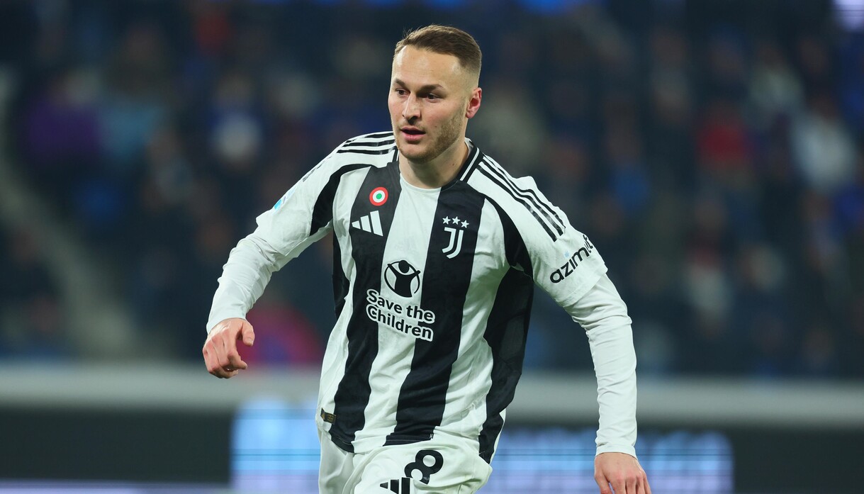 La Juventus prima passa da Koop, ma l’olandese resta oggetto misterioso: le colpe di Motta e le accuse dei tifosi