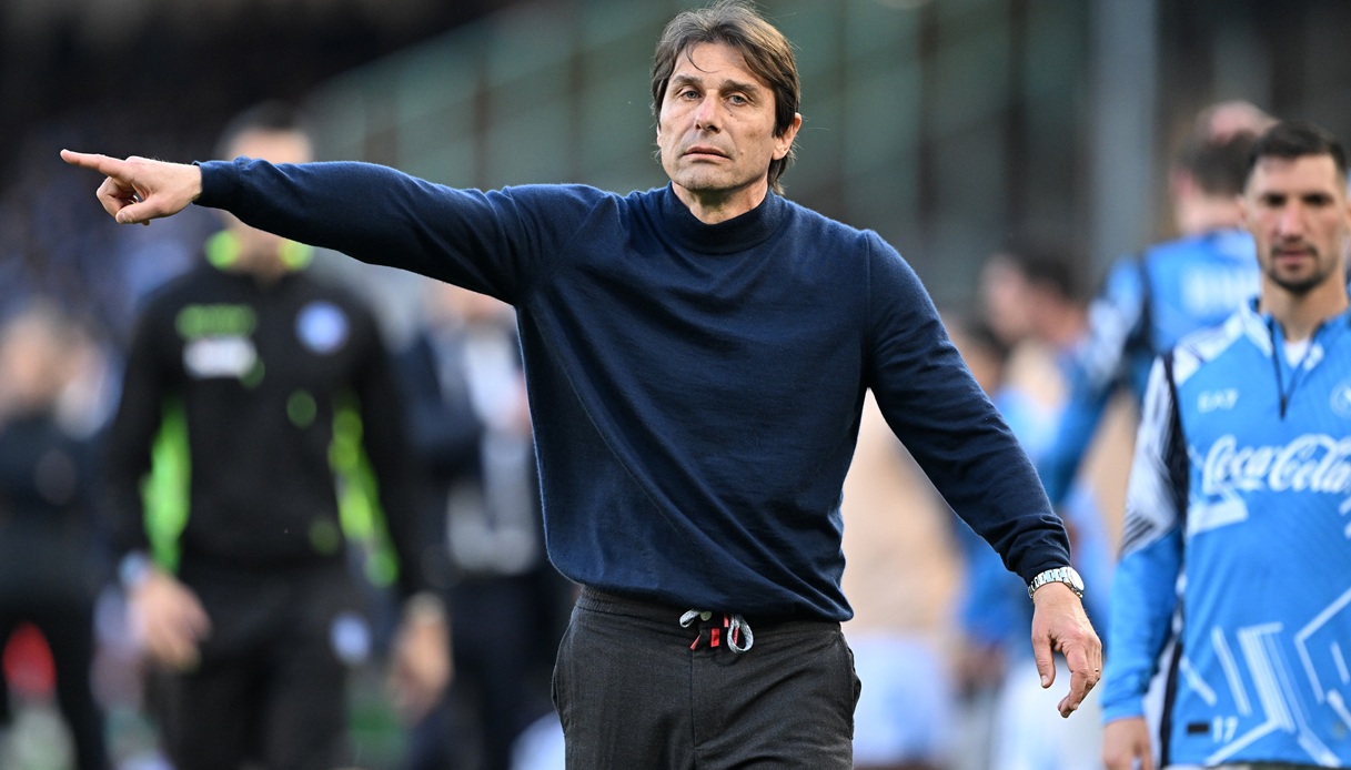“Conte come Benitez e Spalletti, il lungo addio al Napoli è cominciato”: l’anticipazione scatena i tifosi