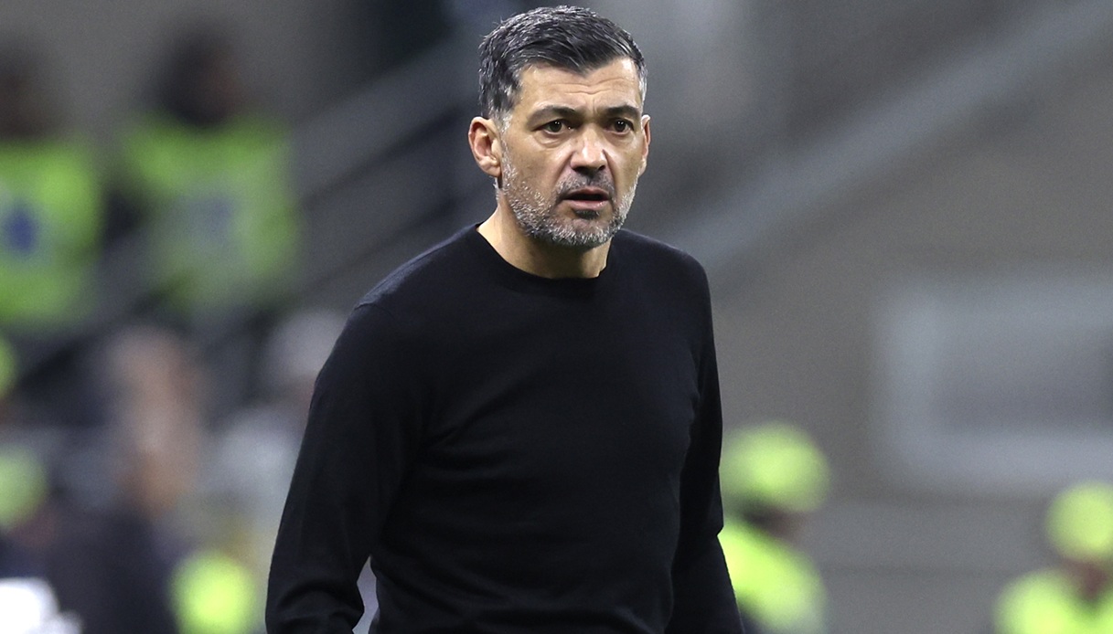 Milan, Conceicao non molla e ribalta le accuse: “Dura giocare in uno stadio così, i giocatori ne risentono”