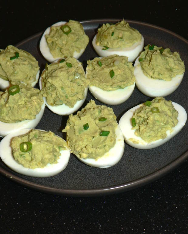 Feb 10, 2021 · stuff into egg whites and top with toasted pine nuts, cayenne and curry powder.