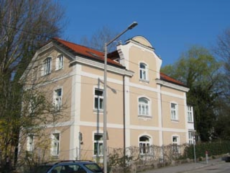 You never know who you will see there from famous actors to a prince or politician. Wohngenuss Im Altstadthaus 4 5 Zimmer Wohnung 100 M In Salzburg Riedenburg Zu Kaufen Team Rauscher Immobilien Salzburg