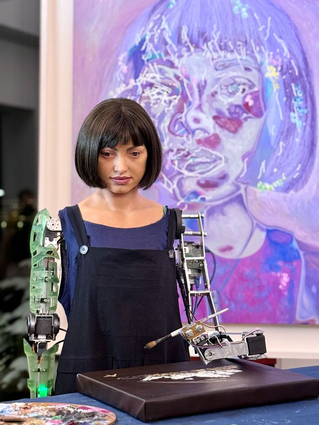 Humanoid robot Ai-Da makes history with ‘architectural debut’