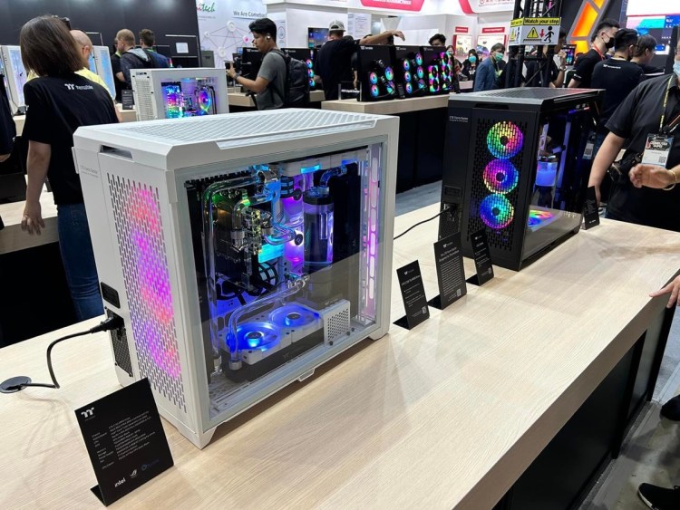 TT Thermaltake รุ่น CTE C750 และ T500
