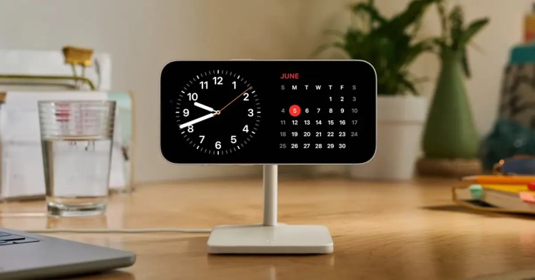 iOS 17 StandBy iPhone
