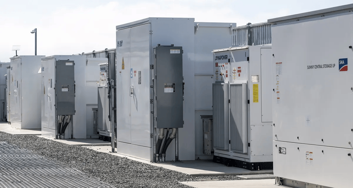 Google and Meta investing in long-duration energy storage systems to supply continuous clean power to AI data centers.