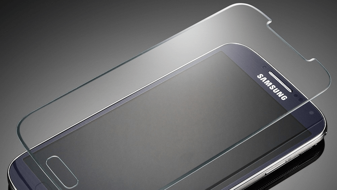 What Different Materials Can An iPhone Screen Protector Be Made From?