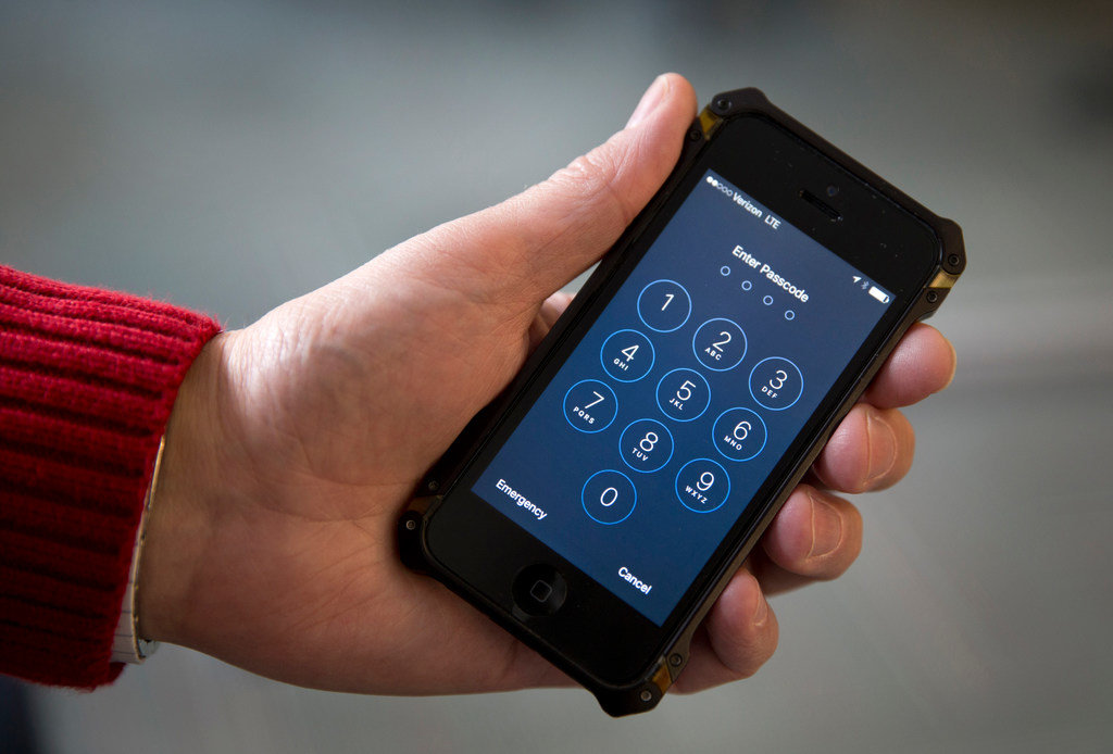 Some Extremely Helpful Features of a Keylogger for iPhone