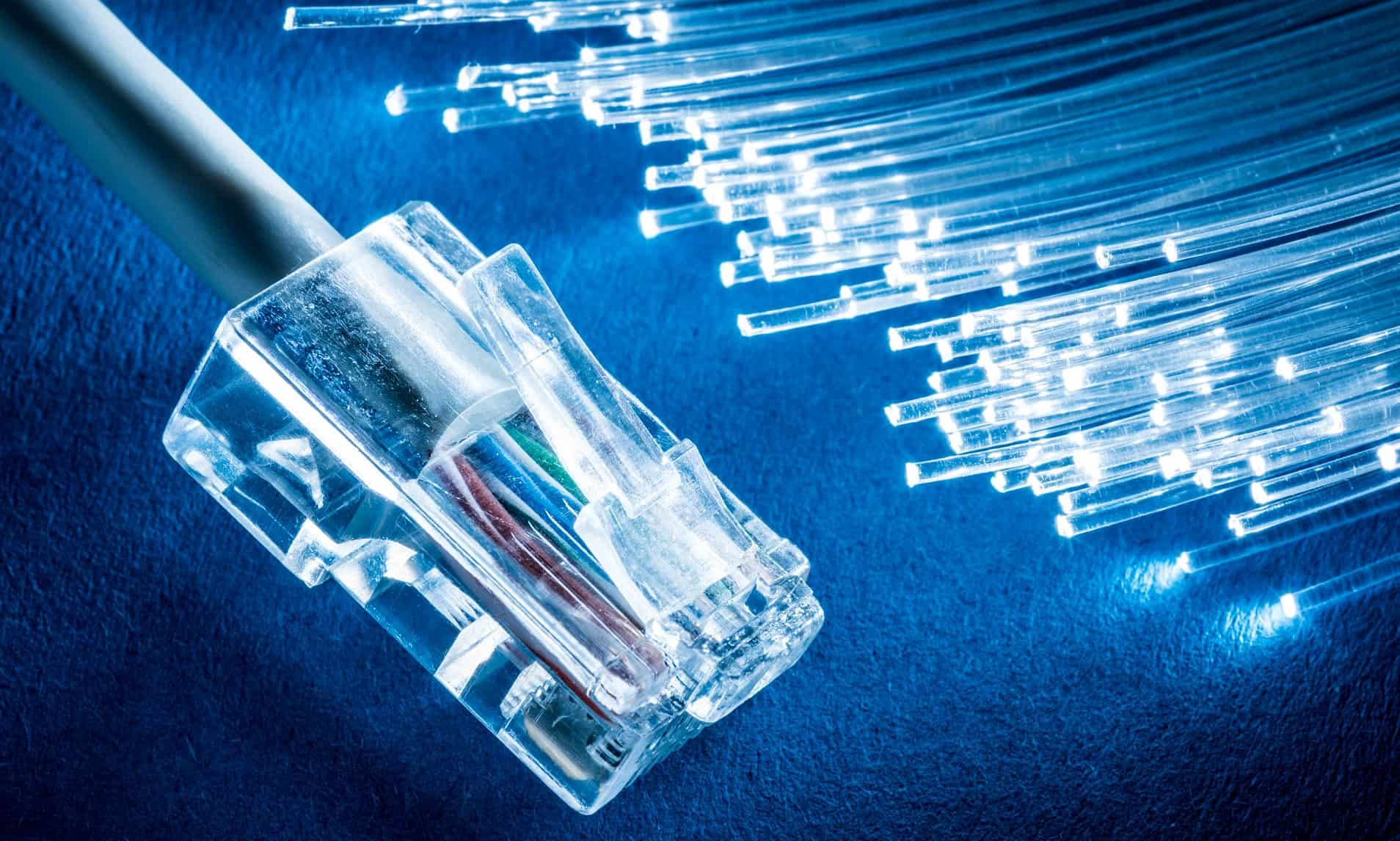 5 Amazing Benefits of Fiber Optics Internet Connection   