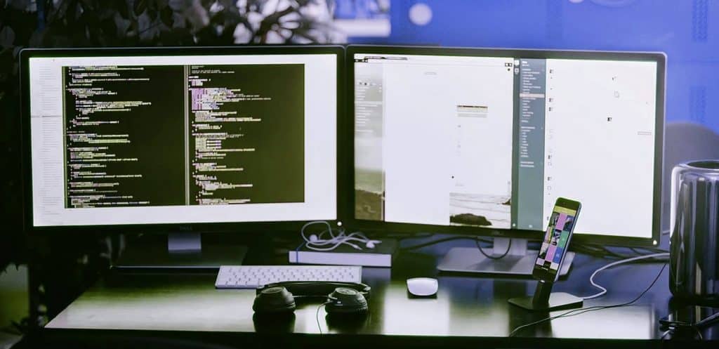 Benefits of IT Outsourcing to a Dedicated Development Team