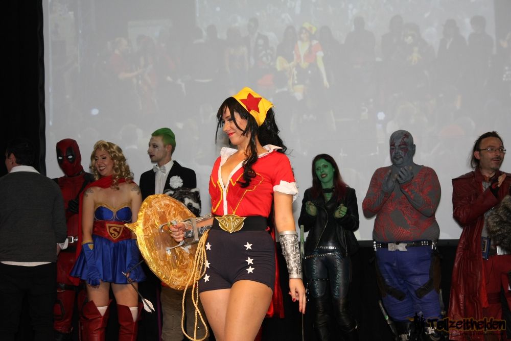 Wonder Woman in der Bombshell-version