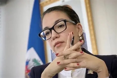 Dominique Dupuy: tout par et pour la politique…