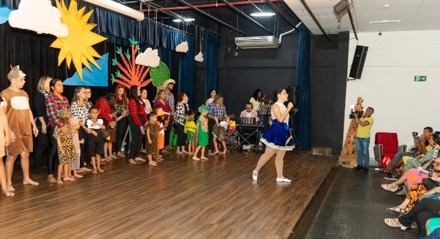 Espetáculo de Natal promovido pelo Instituto Dimitri Andrade com crianças e jovens autistas, em 2023 - CRÉDITO Andreza Ribeiro - Instituto Dimitri Andrade