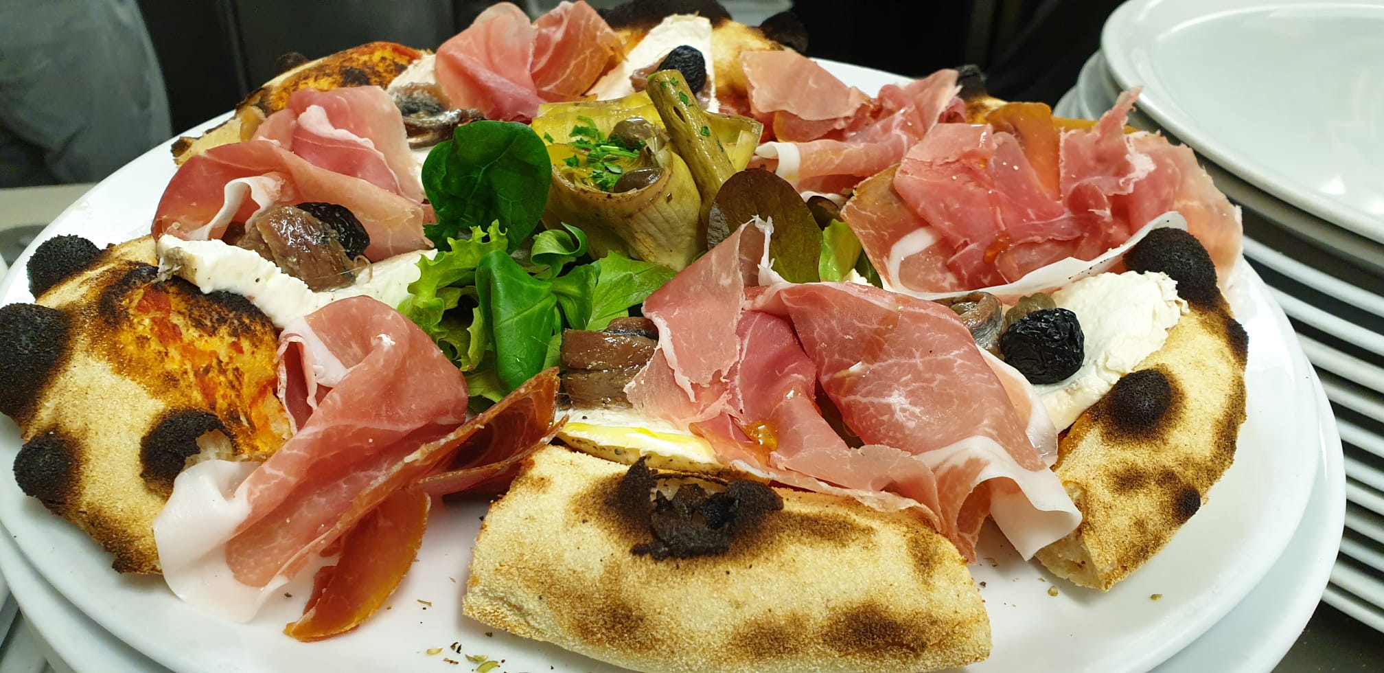 Drogheria Italiana Pizza E Cucina in Paris - Restaurant ...