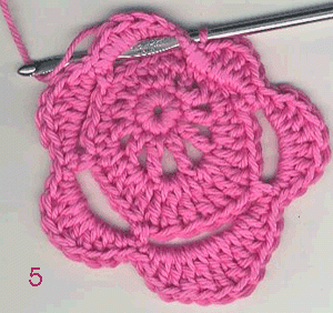  crocheted Oval Center Rose 