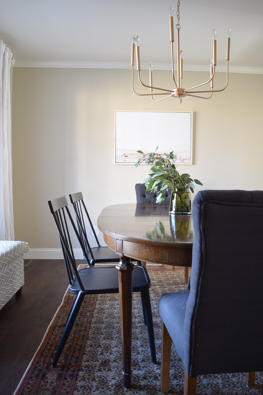 Contemporary Traditional Dining Rooms