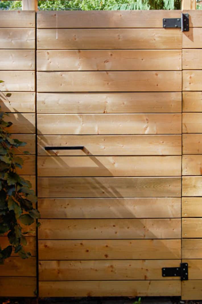 Magnetic Gate Latch How To Diythe Art Of Doing Stuff
