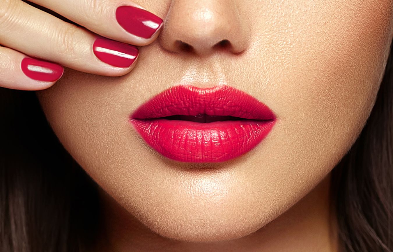 How To Make Your Lips Look Bigger Naturally