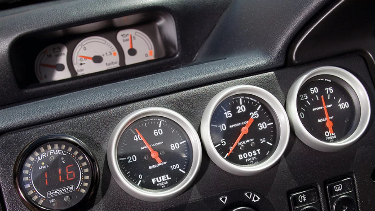 Different Types of Gauges in Your Car
