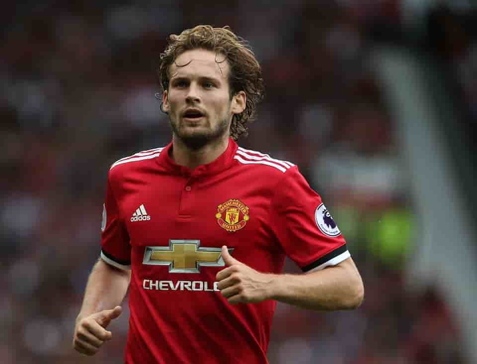 List of all man u vs spurs matches with date, competition, scores, venue, goalscorers. Louis Van Gaal wants Man United star to quit the club and