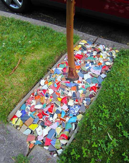 Anyone who wants to help to protect the environment and lower their impact on the world needs to find the closest recycling center. Garden Edging Landscape Edging Ideas With Recycled Materials The Garden Glove