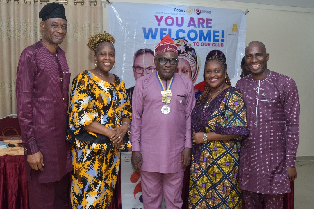 Muyiwa Akintunde Assumes Office As Rotarian President