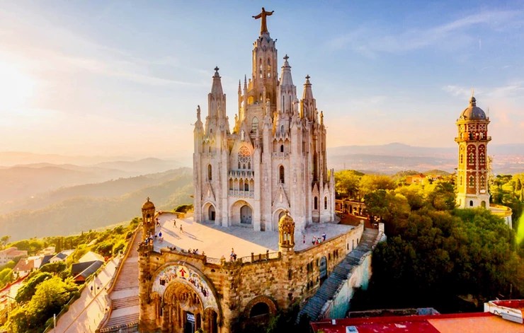 Image Rd.com travel coronavirus has changed the way we interact with the world, especially when it comes to tra. Barcelona From Home The Best Virtual Online Tours Of Barcelona The Geographical Cure