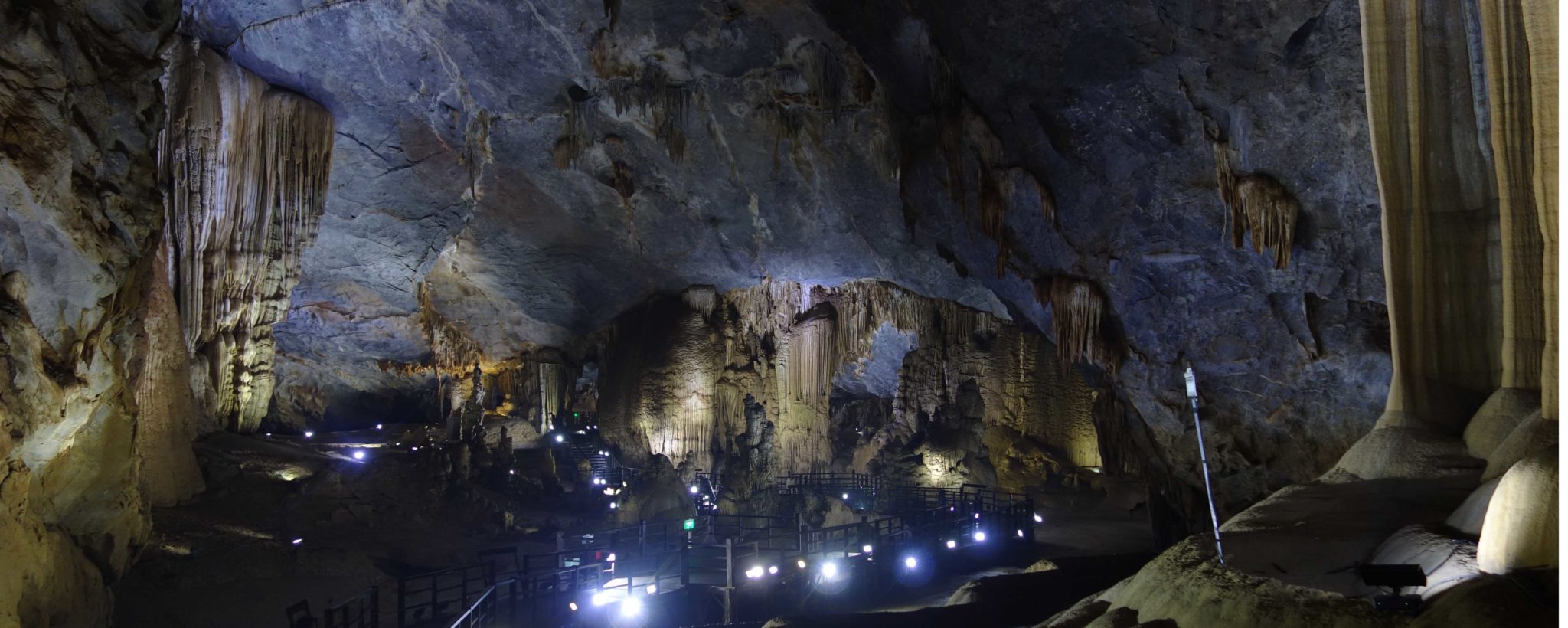 paradise cave phong nha ke bang vietnam