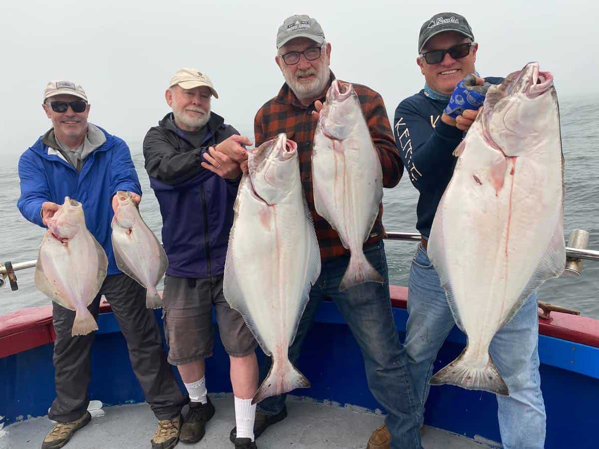 Rogue Bay at peak and Winchester Bay producing nice Chinook The Guide