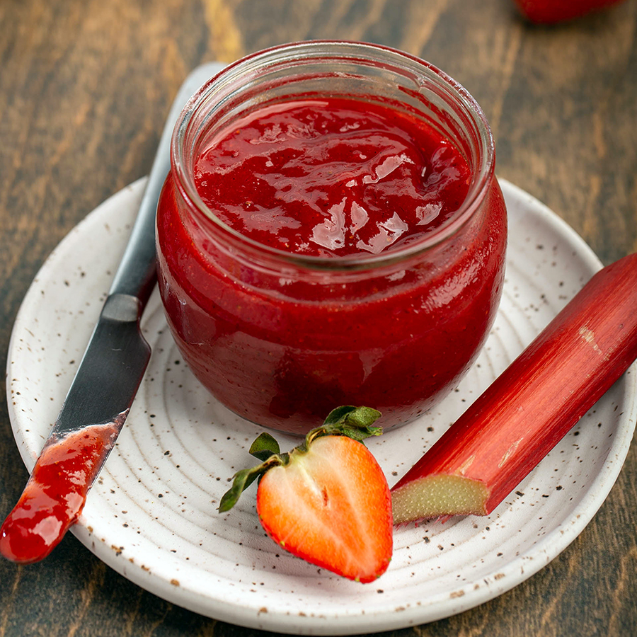 Small Batch Strawberry Rhubarb Jam | Nothing beats a good homemade jam! Sweet & tart. Very easy & just 5 ingredients. #smallbatch #jam #strawberry #rhubarb #lemon #condiment #breakfast #breakfastrecipe #charcuterie #springrecipe | The Missing Lokness