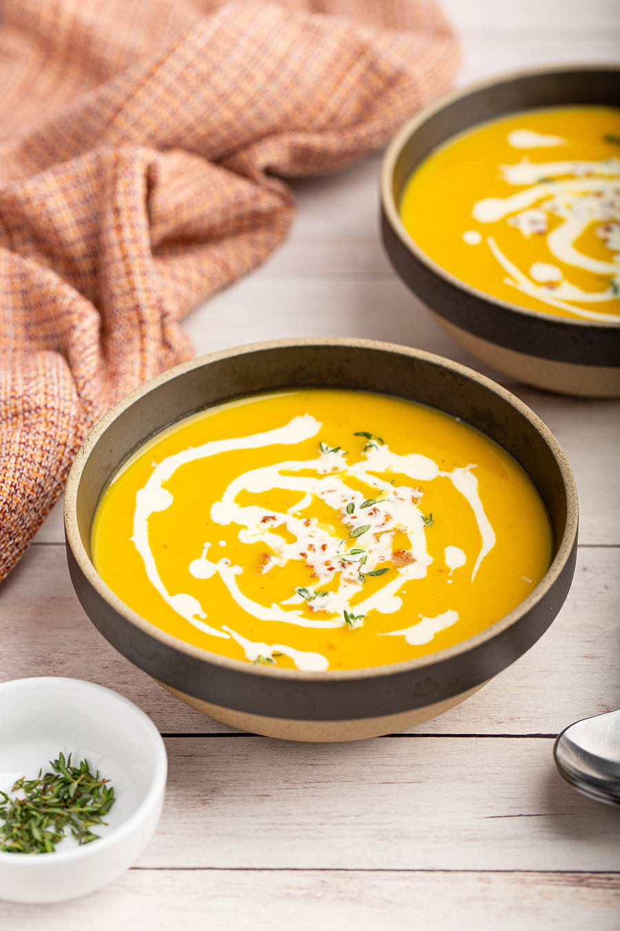 Creamy Roasted Pumpkin Soup | Sweet roasted pumpkin meets savory pancetta in this velvety soup that’s perfect for chilly fall days. #pumpkin #kabochasquash #soup #pancetta #onion #thyme #bayleaf #heavycream #fallrecipe #comfortfood #dinner #dinnerrecipe | The Missing Lokness