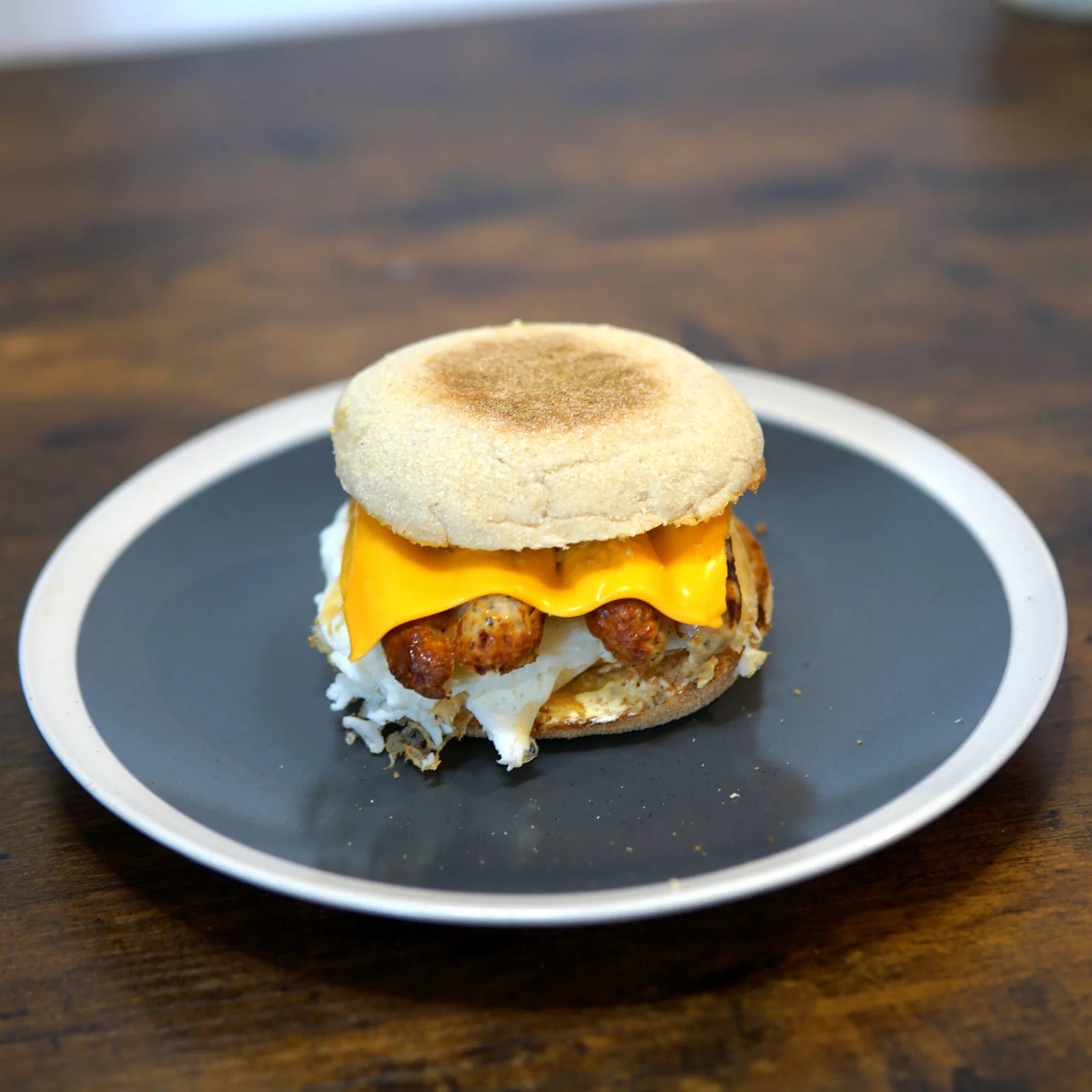 egg, chicken chipolatas, english muffin