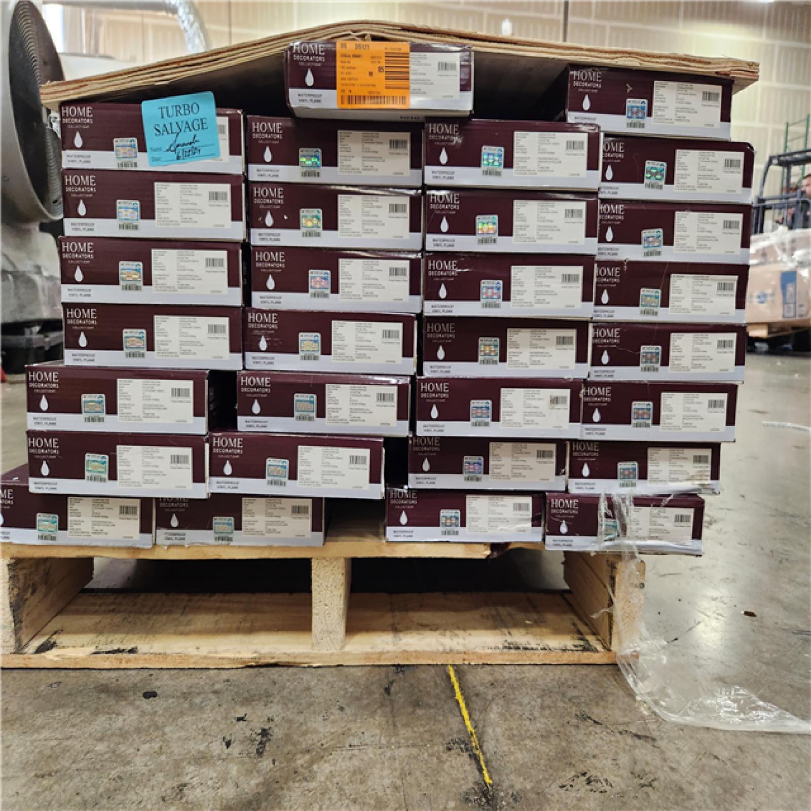 Phoenix location pallet of home decorators collection lathem pine 12