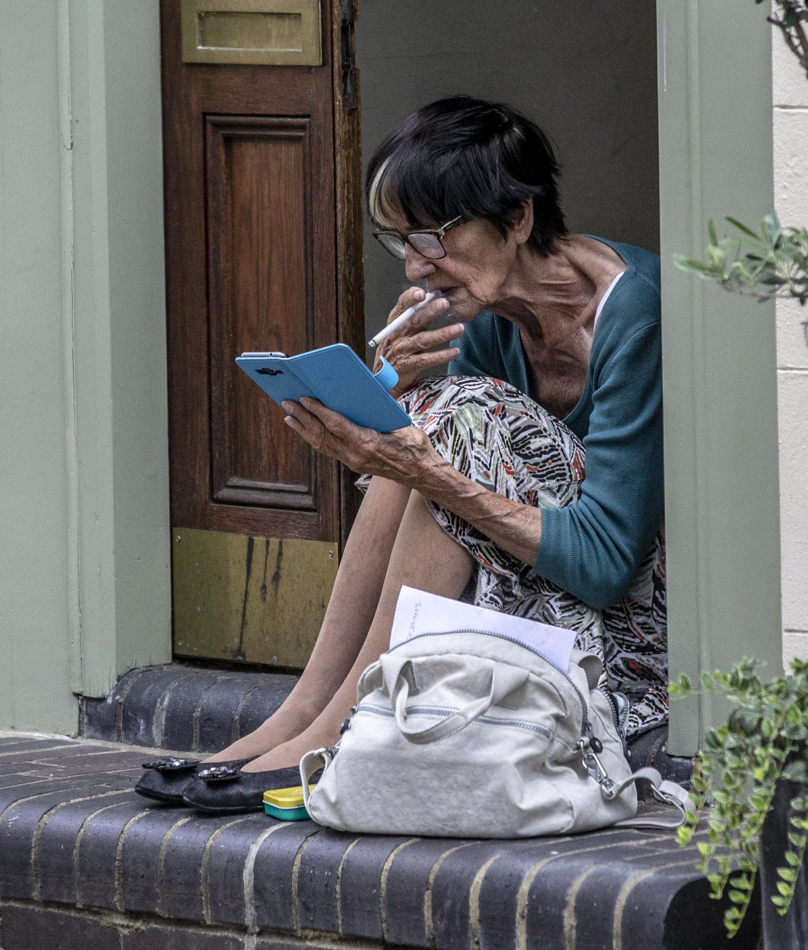 June brown served in the wrens and was classically trained at the old vic drama school. Legendary Eastenders Actress June Brown Enjoys A Cigarette On Her Doorstep Just Like Alter Ego Dot Branning Hot Lifestyle News